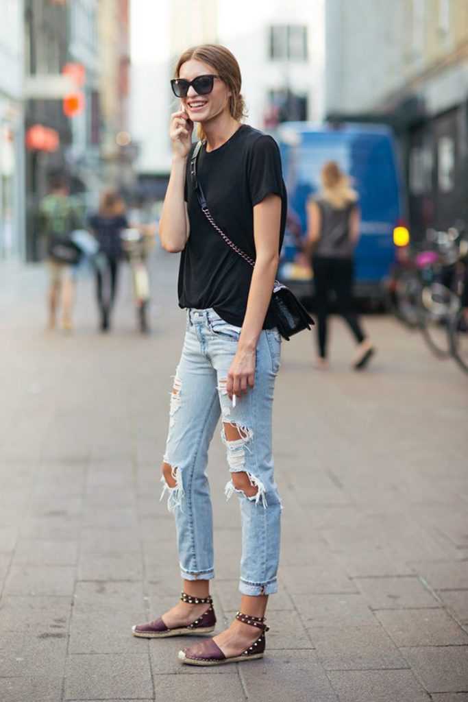 Образ джинсы и футболка