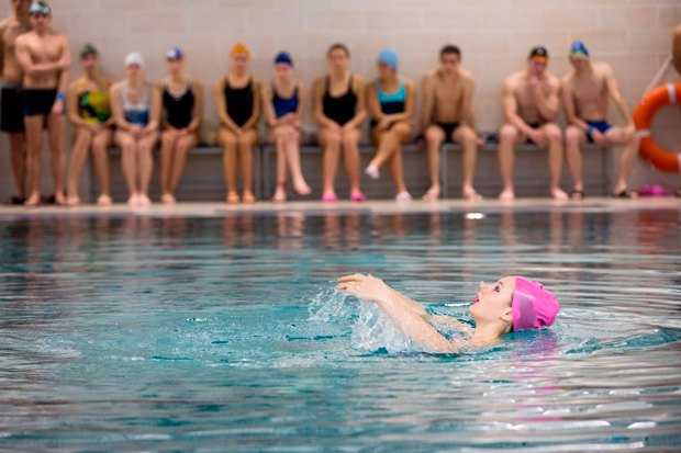 Как найти открытый бассейн в центре Москвы, где позаниматься актуальным фитнесом на воде AquaFlat, и в каких водоемах в этом году можно купаться Роспотребнадзор одобрил На  – 12 пляжей и открытых бассейнов Москвы для взрослых и детей