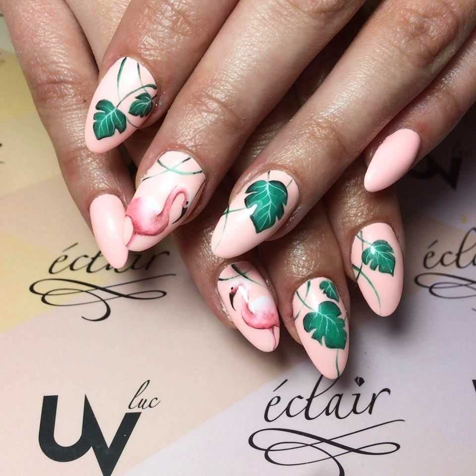 Дизайн ногтей с Фламинго