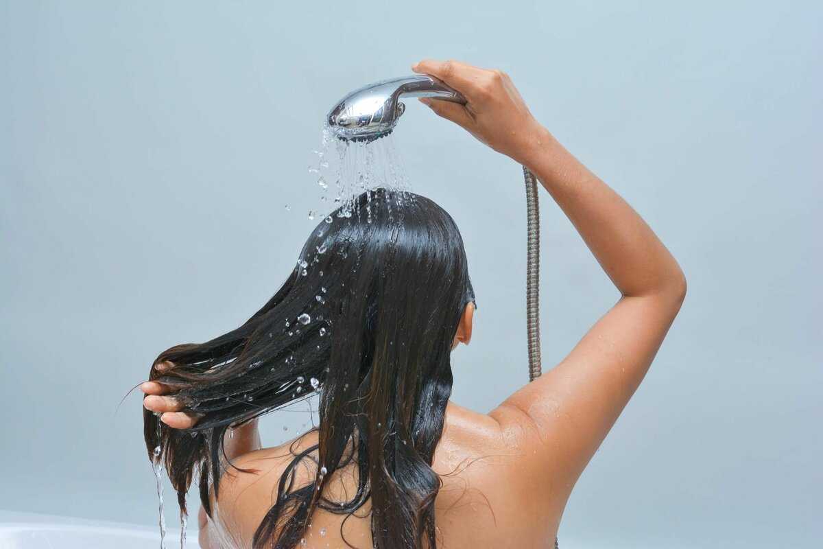 Уход за волосами: как пользоваться бальзамом для волос
