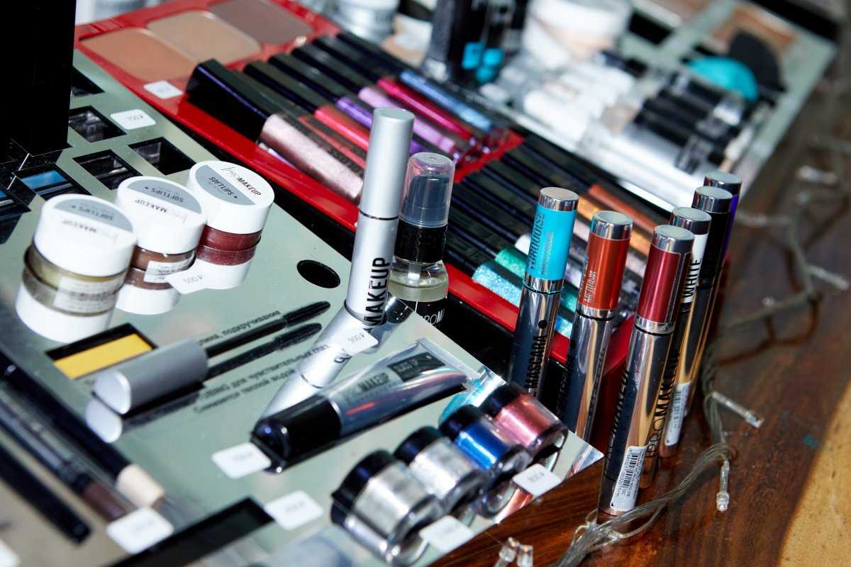 Косметика для визажистов promakeup laboratory отечественного производства