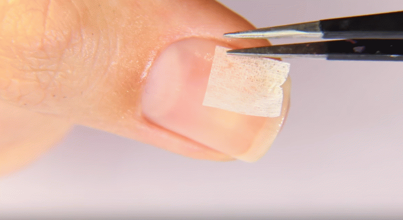Маникюр трещины. Ремонт ногтя. Восстановление сломанного ногтя.