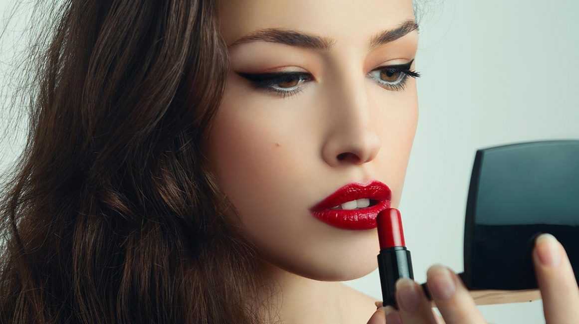 Красная помада: как выбрать лучшую косметику - советы визажистов | vogue russia