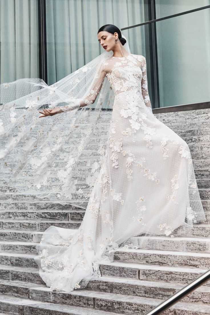 Образ невесты 2021: свадебный макияж и прическа, стильные и модные платья – главные идеи для свадьбы + полный обзор