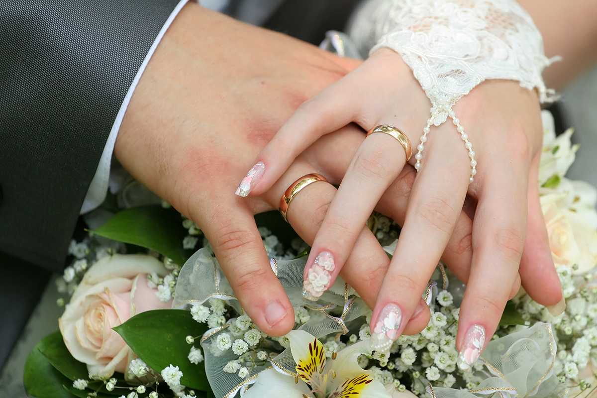 Свадебный маникюр 2020: 100 фото-идей дизайна для невесты