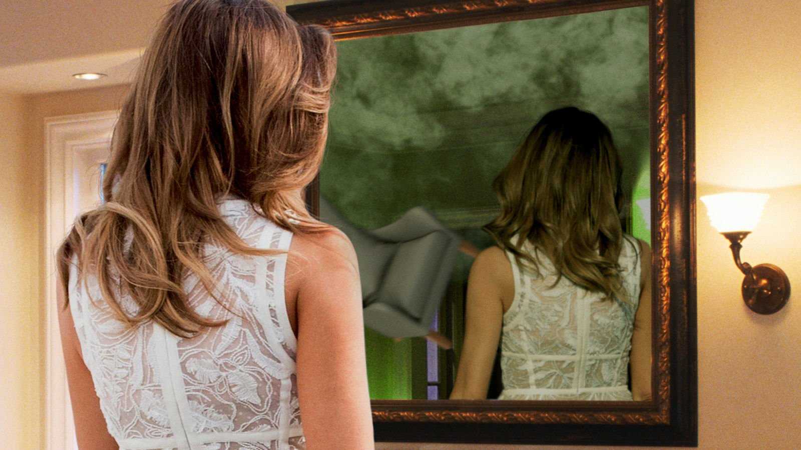 6 причин, почему в зеркале мы выглядим лучше, чем на фото