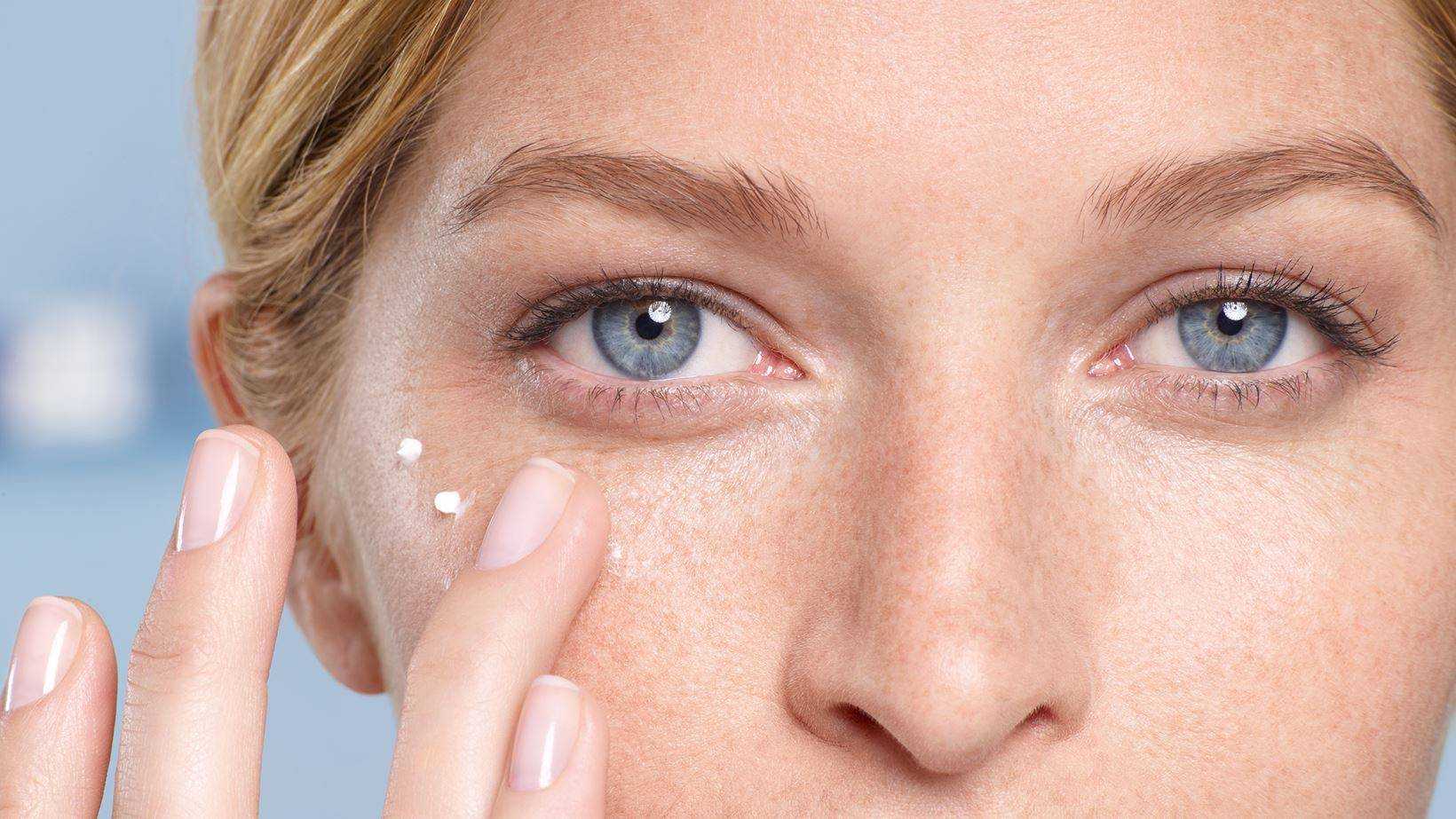 Кремы для кожи вокруг глаз: топ-5 лучших формул с авокадо